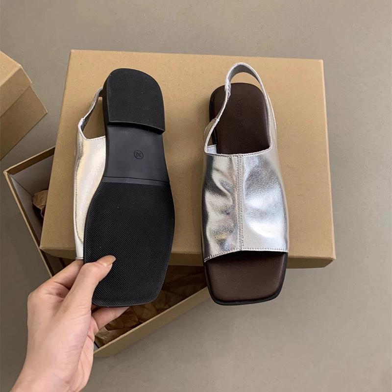 

Square head sandals women s new summer wear in 2025, soft flat bottom retro fashion versatile Korean version of genuine leather cool slippers 39 серебряный