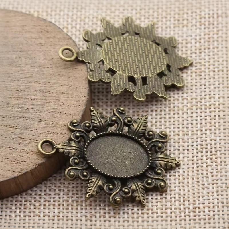 10Pcs 2 Colors Oval Flower Style Cameo Cabochon Base Setting Jewelry Findings Inner Size 13X18Mm