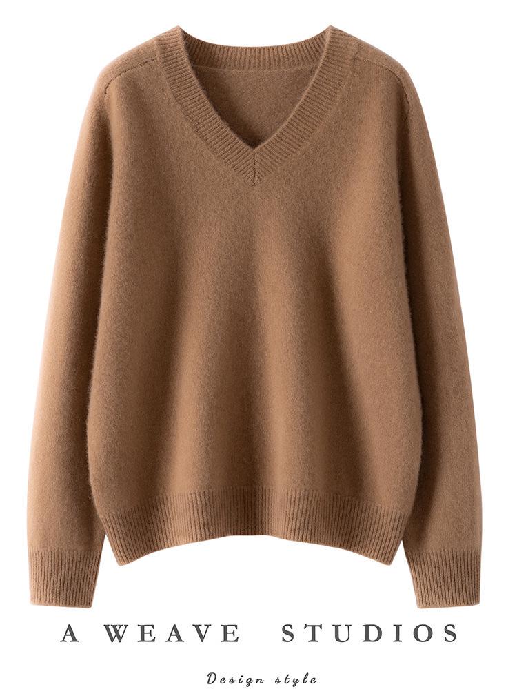 2025 Korean-Style Thick Cashmere V-Neck Loose Sweater - Women's Autumn/Winter Knit with Drop Shoulders and Long Sleeves.