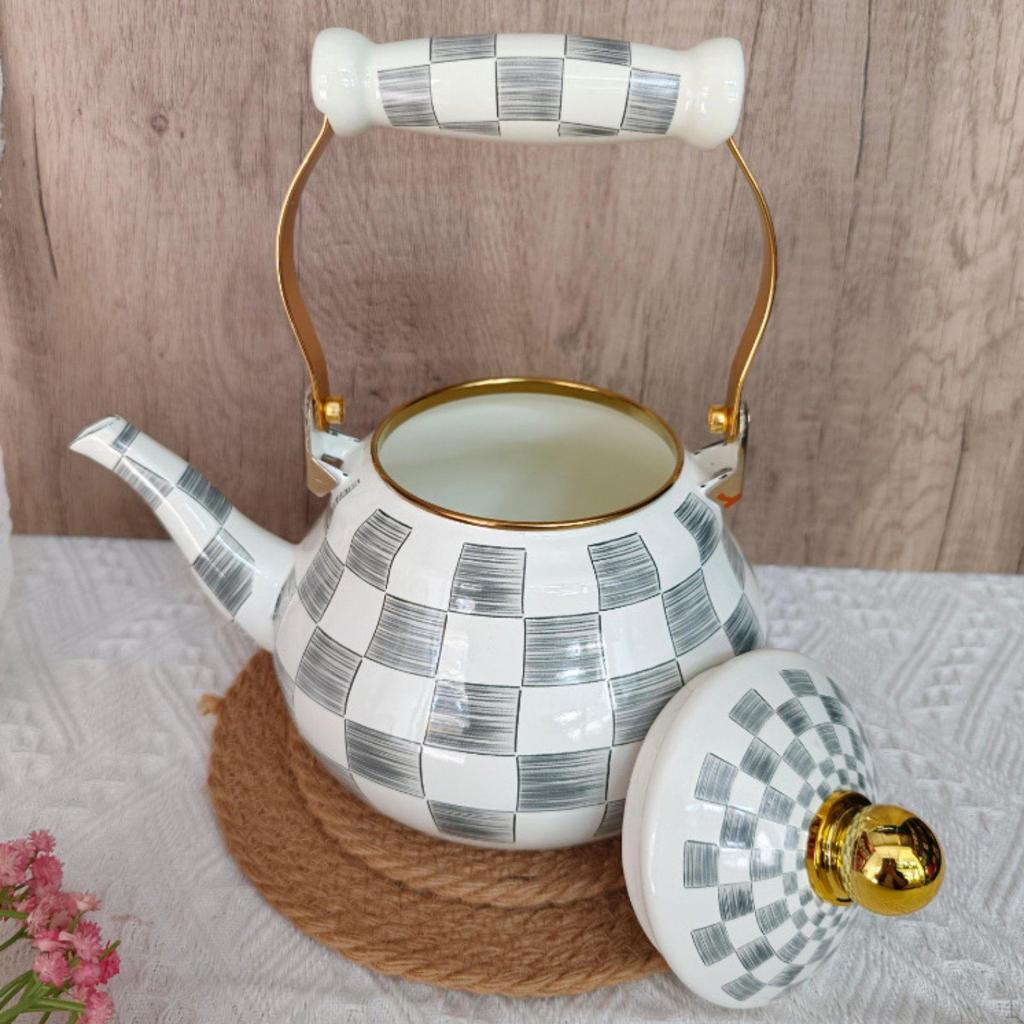 Classic Design Enamelled Ceramic Teapot, Ideal for Restaurants, Kitchens, Parties And Homes.