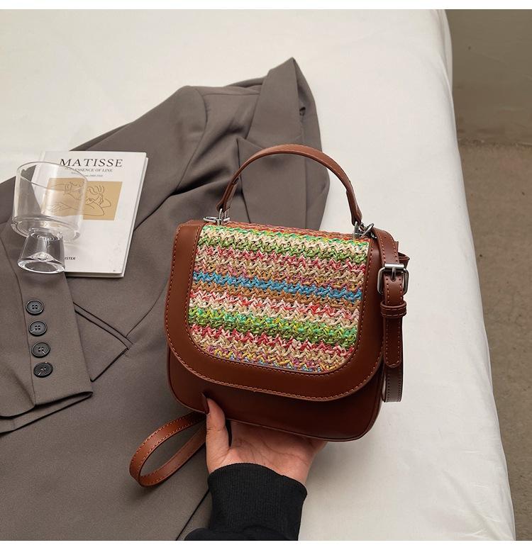 Summer popular woven bag women's 2025 new fashion versatile portable bucket bag casual foreign style commuter messenger bag