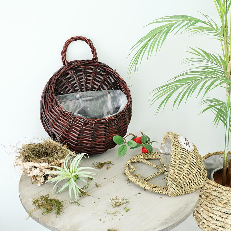 Hand-Woven Wall-Mounted Wicker Flower Basket Decoration