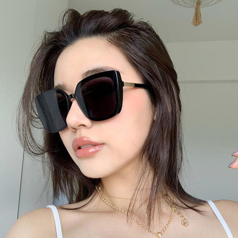 Women Sunglasses Unisex Vintage Aesthetic Trendy Square Female Men Eyewear Retro Fashion Sun Glasses for Women Men Sunglasses Shades Superstar