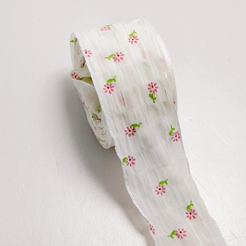 4cm široká malá květinová šifonová ozdoba s jemným mřížkovaným lemováním, mašle, čelenka, vlasové doplňky, ručně vyráběná květinová dárková krabička