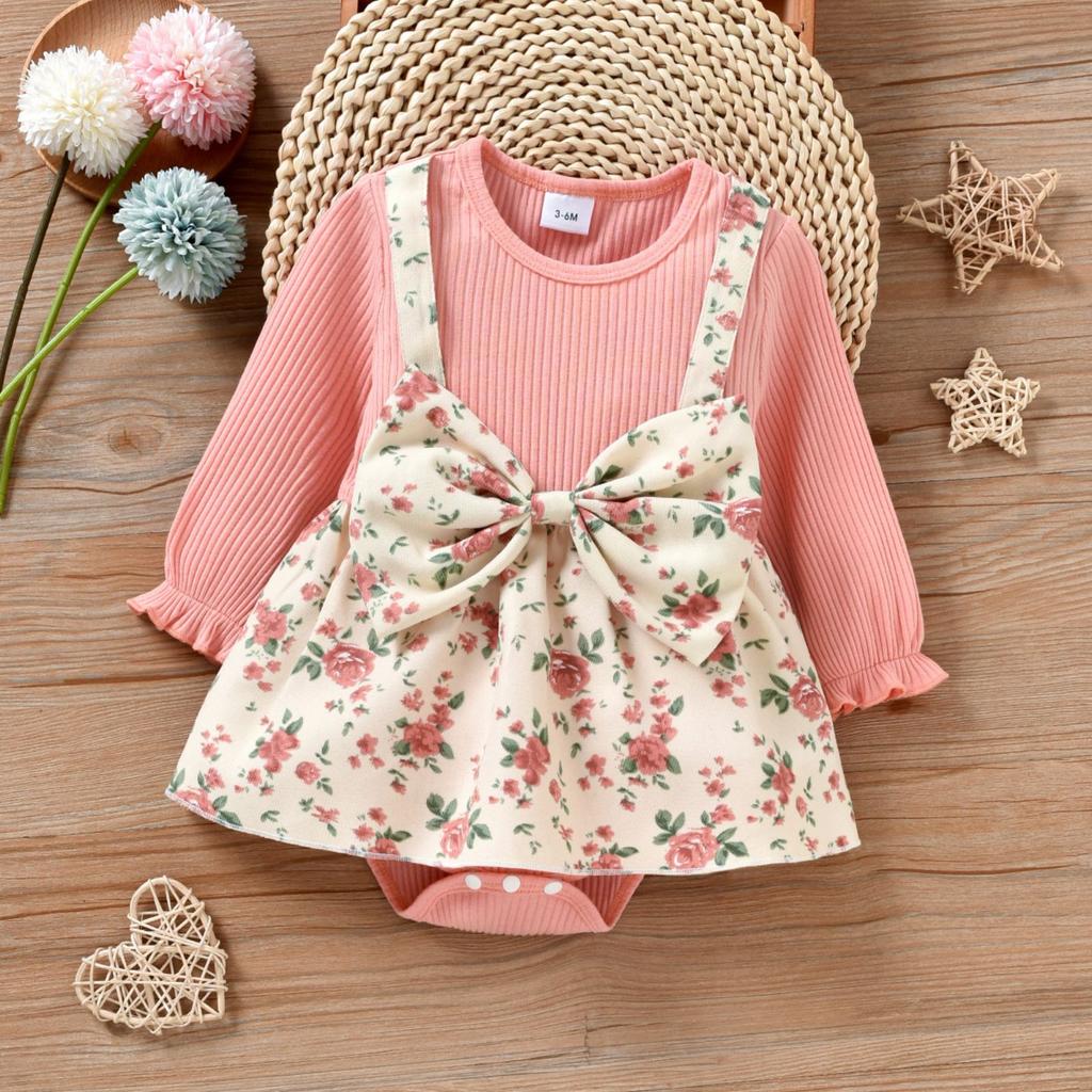 Babyromper, Casual minimalistisk spedbarnsbody
