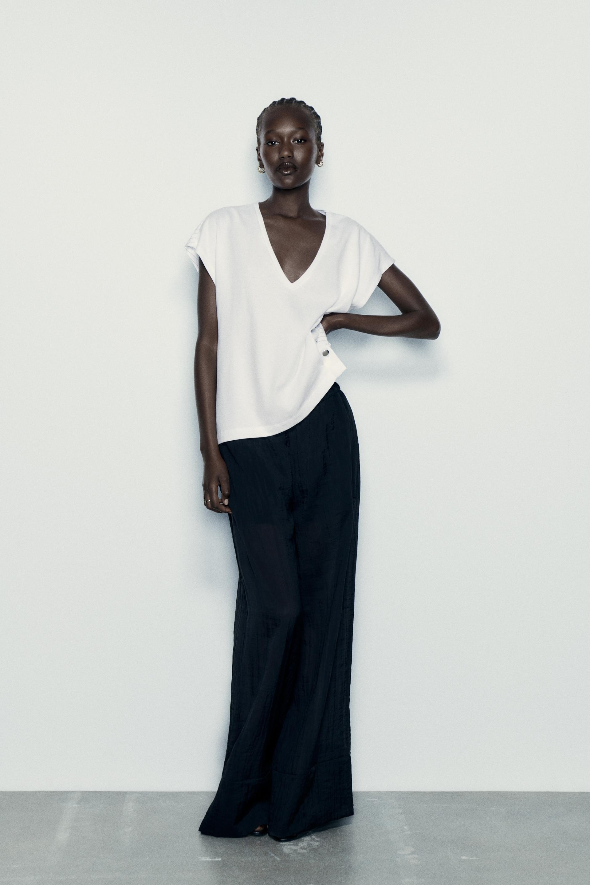 

ФУТБОЛКА ИЗ ПОПЛИН С ПУГОВИЦАМИ