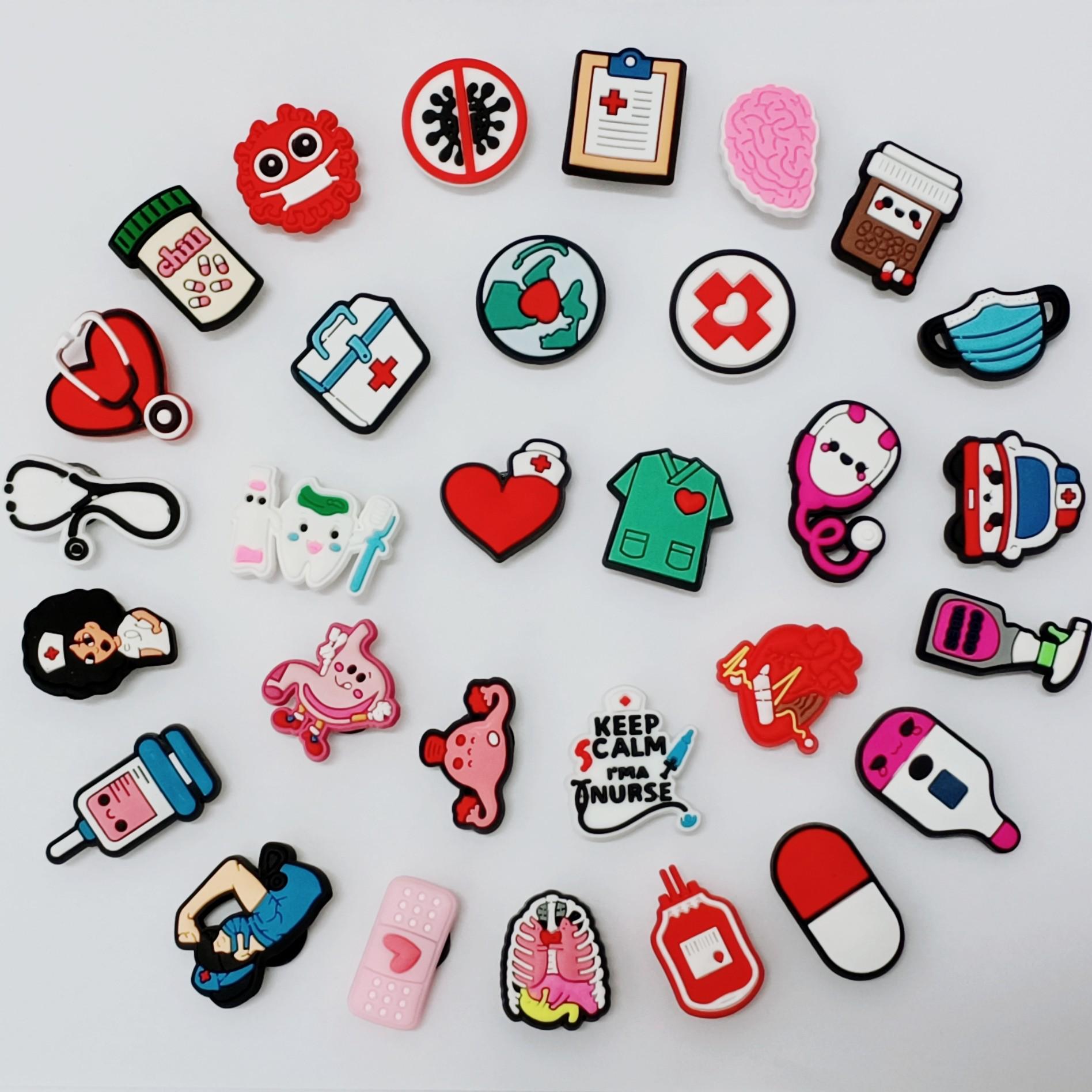 

Набор из 30 медицинских шармов для клогов: День медсестры и аксессуары для обуви на медицинскую тематику