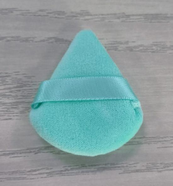 Dual-Use Velvet Flocking Triangle Puff for Wet & Dry Powder Setting