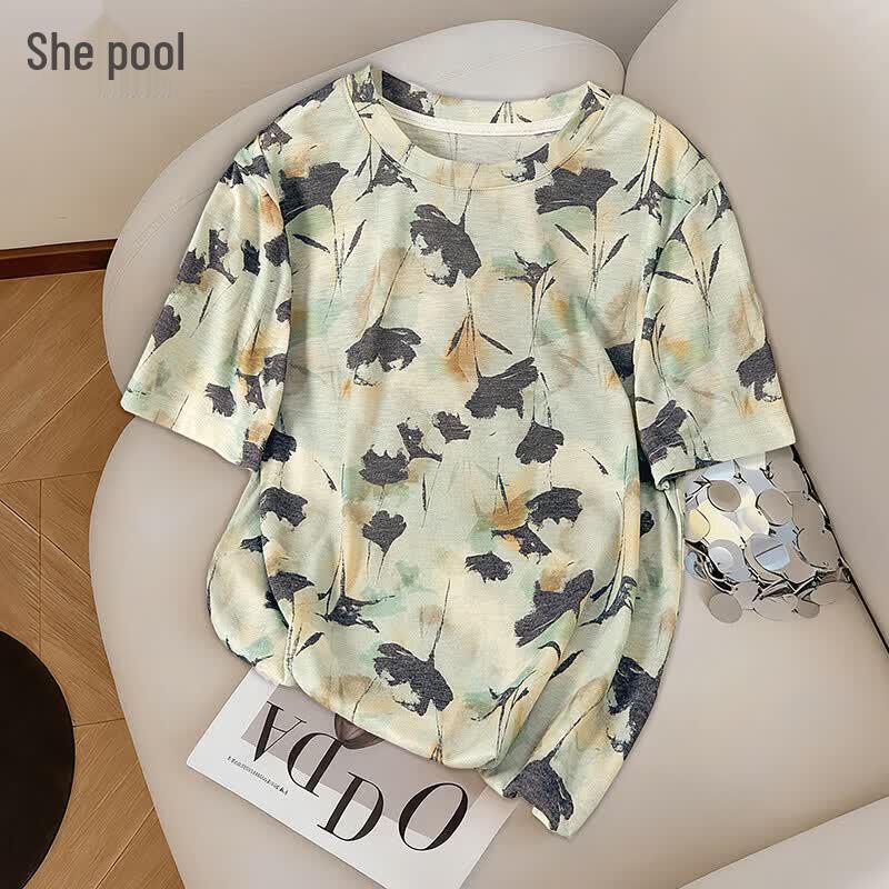 Women s Slim Fit Floral Print T-shirt L