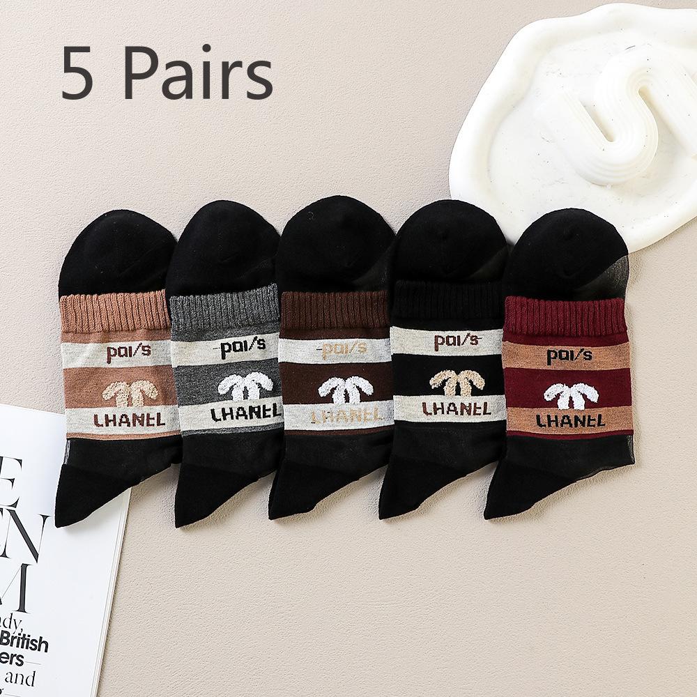 5 Pairs of Ultra-thin Socks with Cotton Soles and Silk Surfaces. The Cuffs Are Loose in Winter To Prevent Fraying. Cartoon Design.