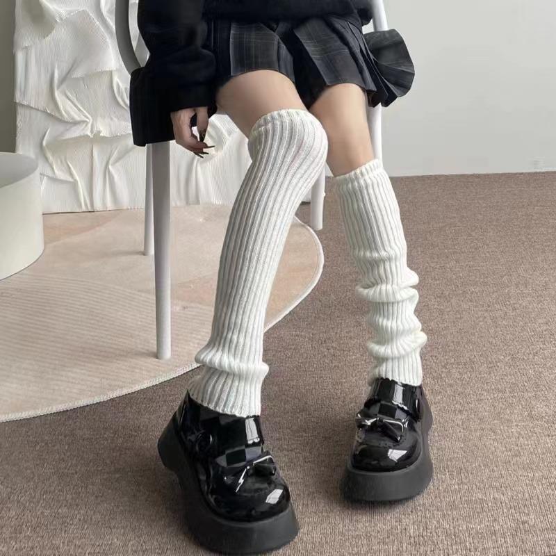 

Women s Four-season Autumn and Winter Solid Color Harajuku Fashion Wear Trendy Simple JK College Style Pile Socks One Size білий