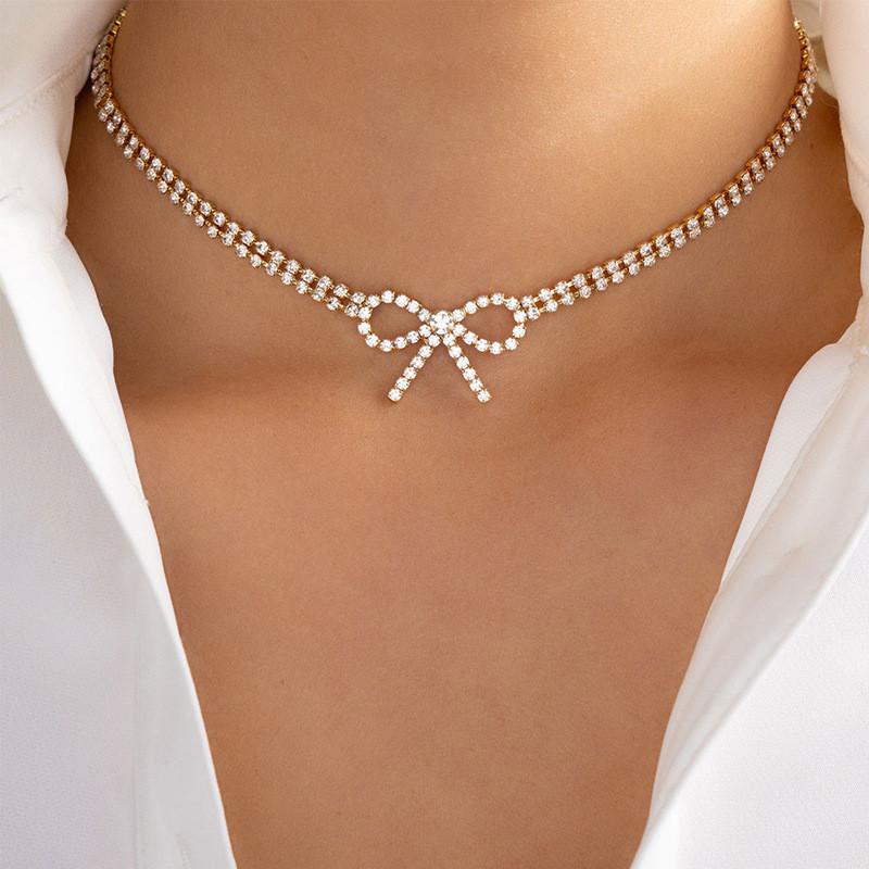 Alloy Butterfly Bow Necklace For Women With Multilayer Design And Elegant Pendant