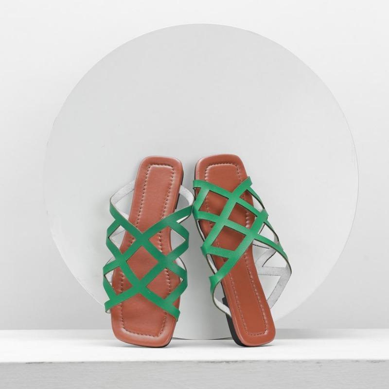 

Большие размеры, тапочки с плоским дном из полой сетки, женские, для пересечения границ, легкие, с открытым носком, пляжные, классные тапочки 43 зелёный