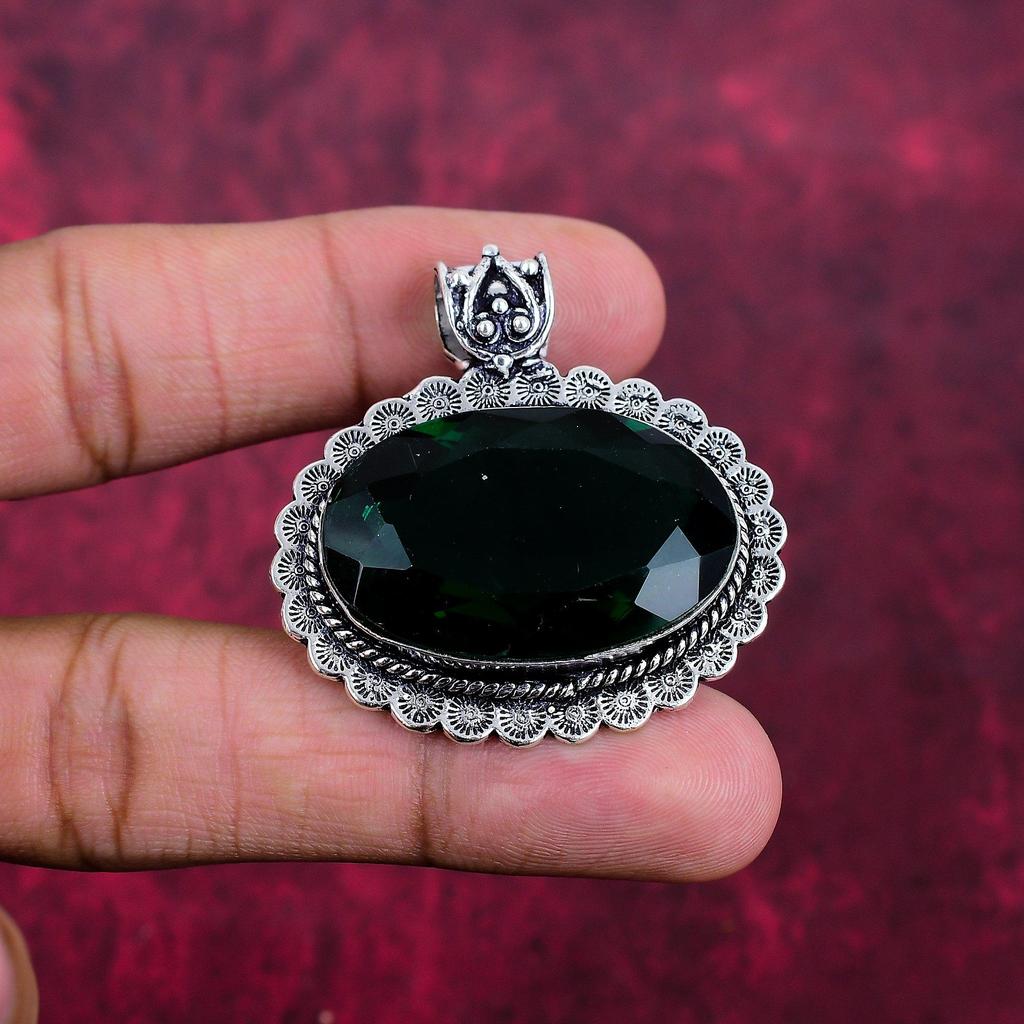 Chrome Diopside Handmade Gemstone Pendant, 925 Solid Sterling Silver Pendant, Unique Design Jewelry Pendant