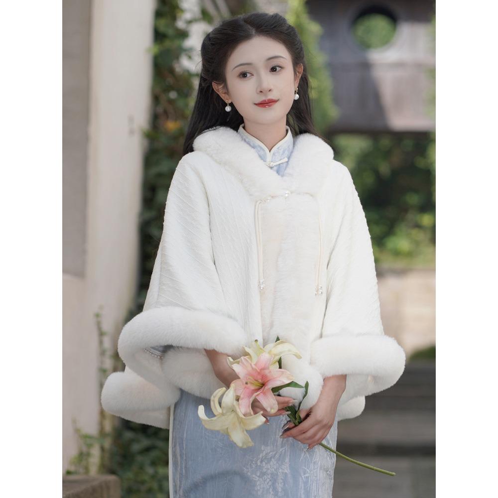 Gentle Fleece-linedthickened Cloak Shawl with Cheongsam Fall and Winterheattechoutwear