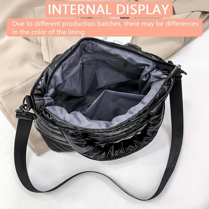 Damevesker med fluffy dun mote vatterte håndvesker for kvinner Ensfarget luksus designer skuldervesker kvinner