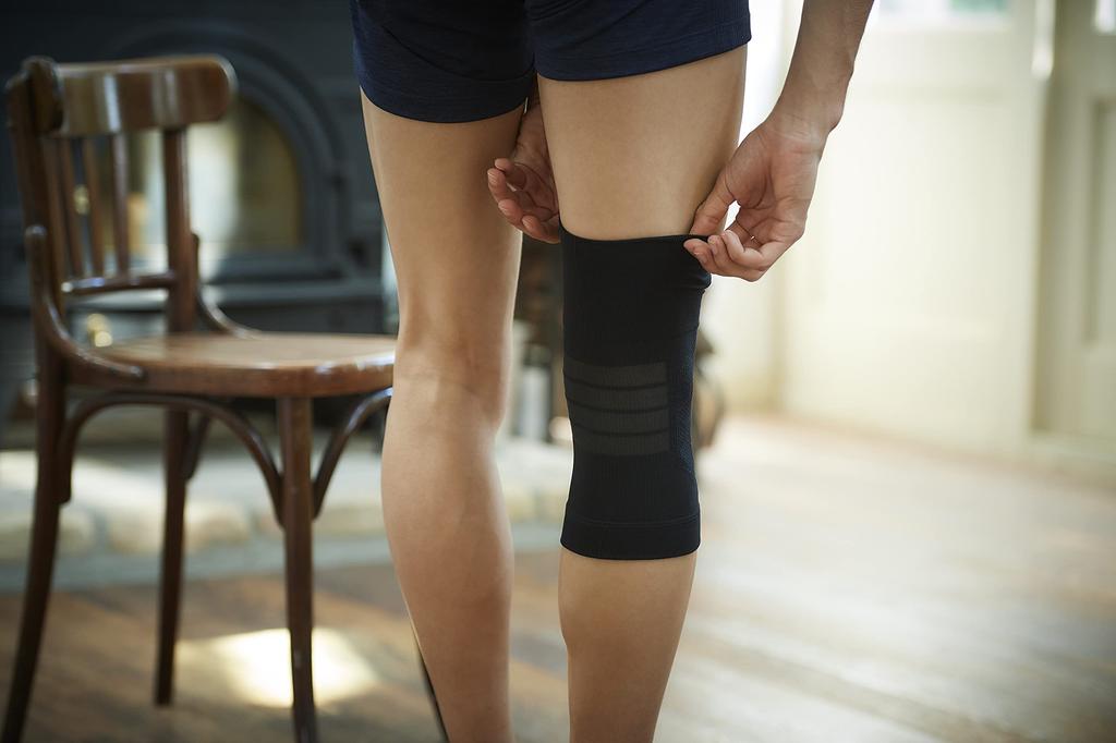 Colantotte MAG Supporter Knee, Black, Medium, Above the Knee, 42-47cm