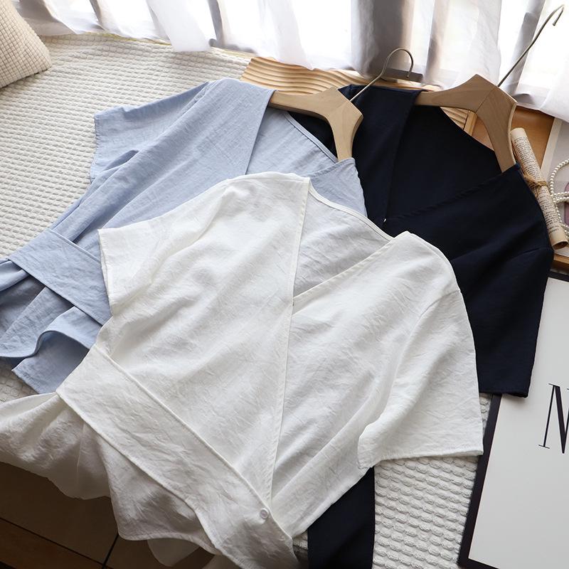 

2025 Korean Style V-neck Tie Waist Slim Short Sleeve Women s Shirt One Size