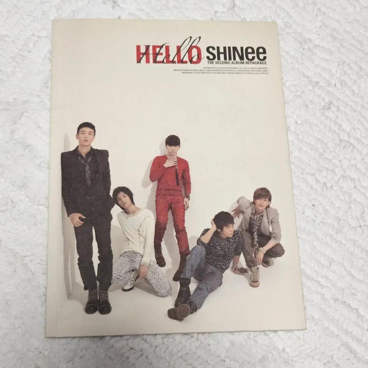

Shinee Hello Album