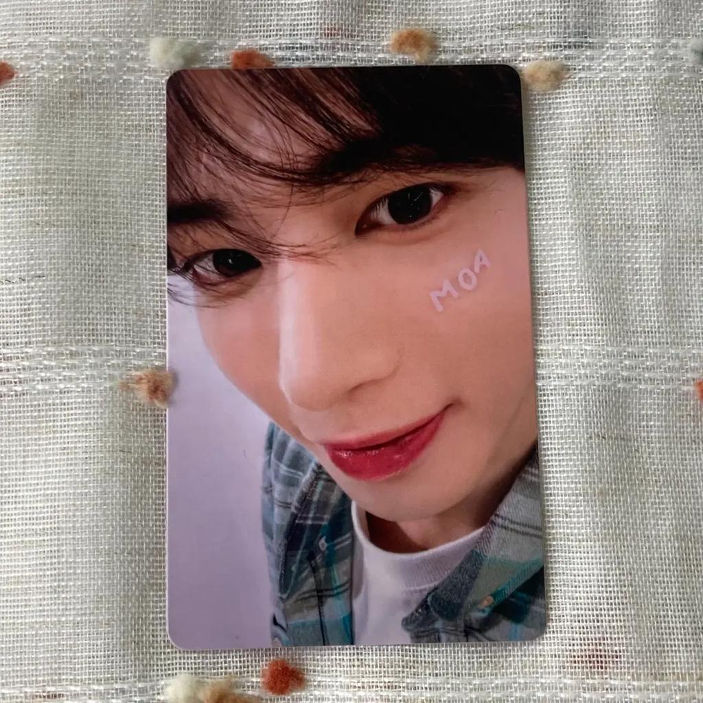 TXT photocard MOA Zone Zone Fanlive Taehyun Photocard