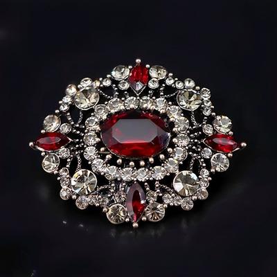 Court Retro Brooches High-end Women's Luxurious Crystal Badges Trendy and Individualistic Style Pins Coats Corsages and Accessories