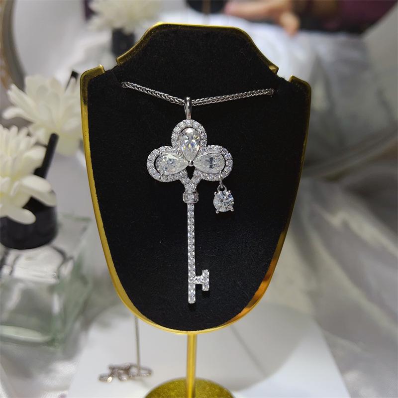 Women s White Gold-Plated Moissanite Key Pendant Necklace, Simulated Diamond, 925 Sterling Silver, 3.5 Carats