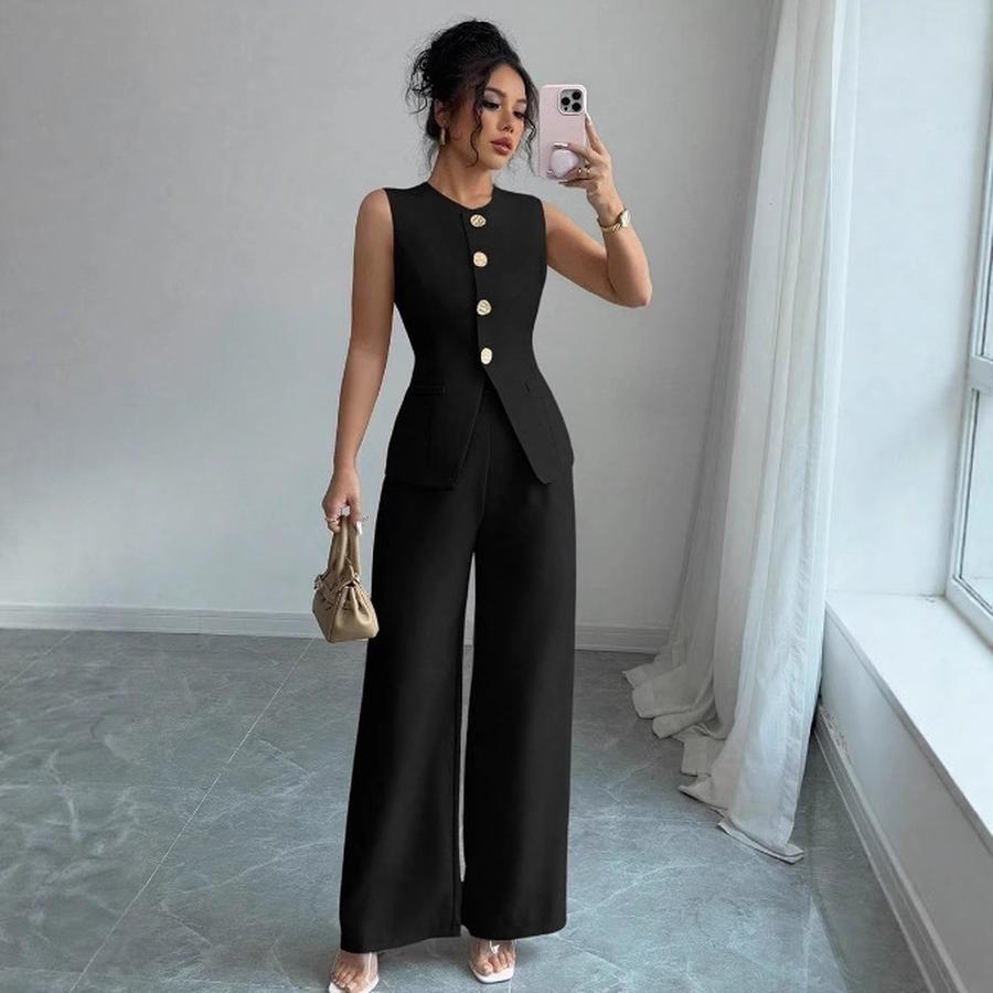 

Женский костюм-двойка в стиле business casual: пиджак и брюки. Широкие брюки, длинные брюки, без рукавов. S чёрный