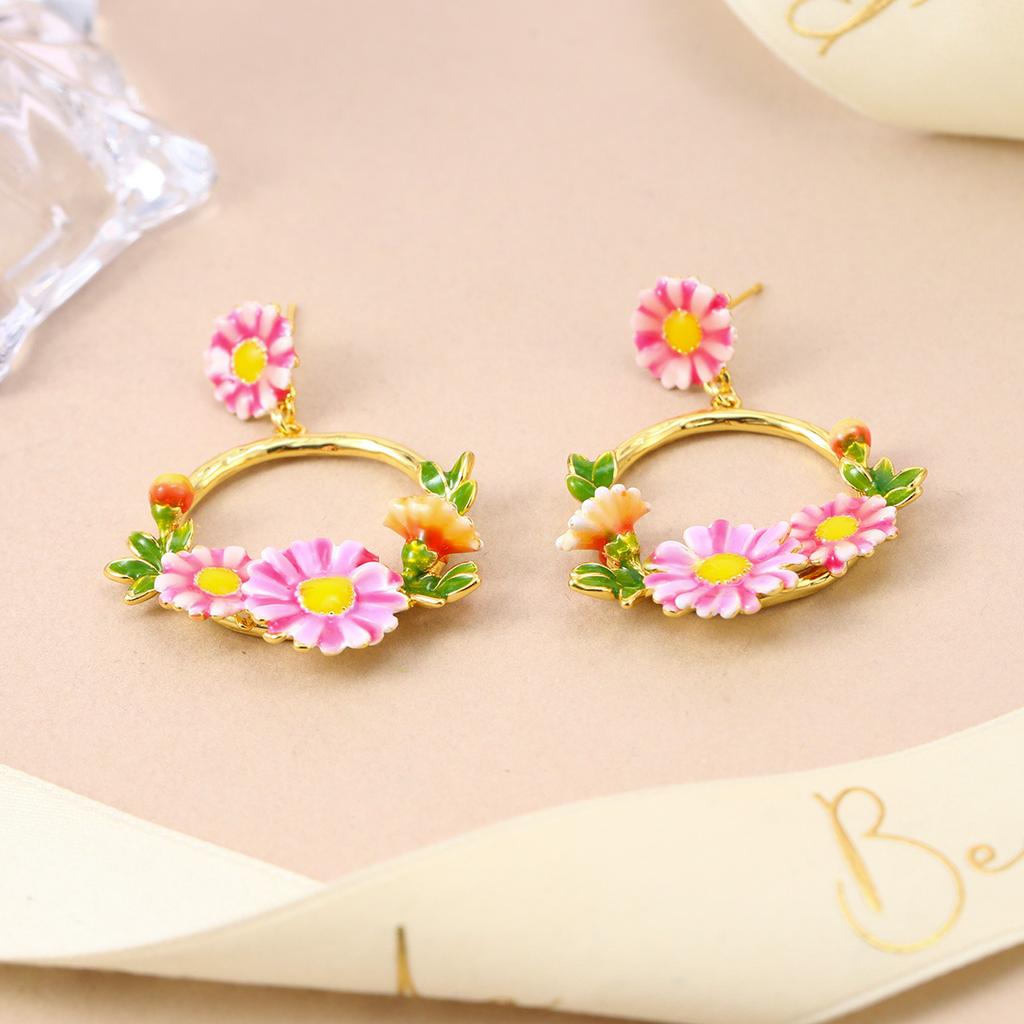 Fashion Enamel Colored Wreath Exquisite Flower Earrings Dripping Oil Color Sweet Spring and Summer Butterfly Temperament Silver Needle Earrings
