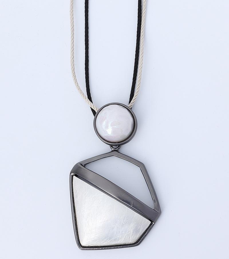Necklace Vintage Geometric Brushed Premium Sweater Chain Ladies Alloy Long Necklace