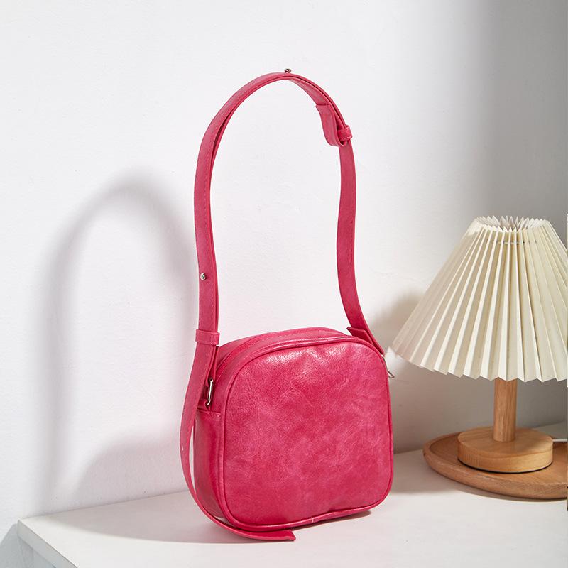 

Новый модный тренд женская сумка повседневная простая сумка через плечо ретро женская простая сумка-мессенджер маленькая квадратная сумка розы красного