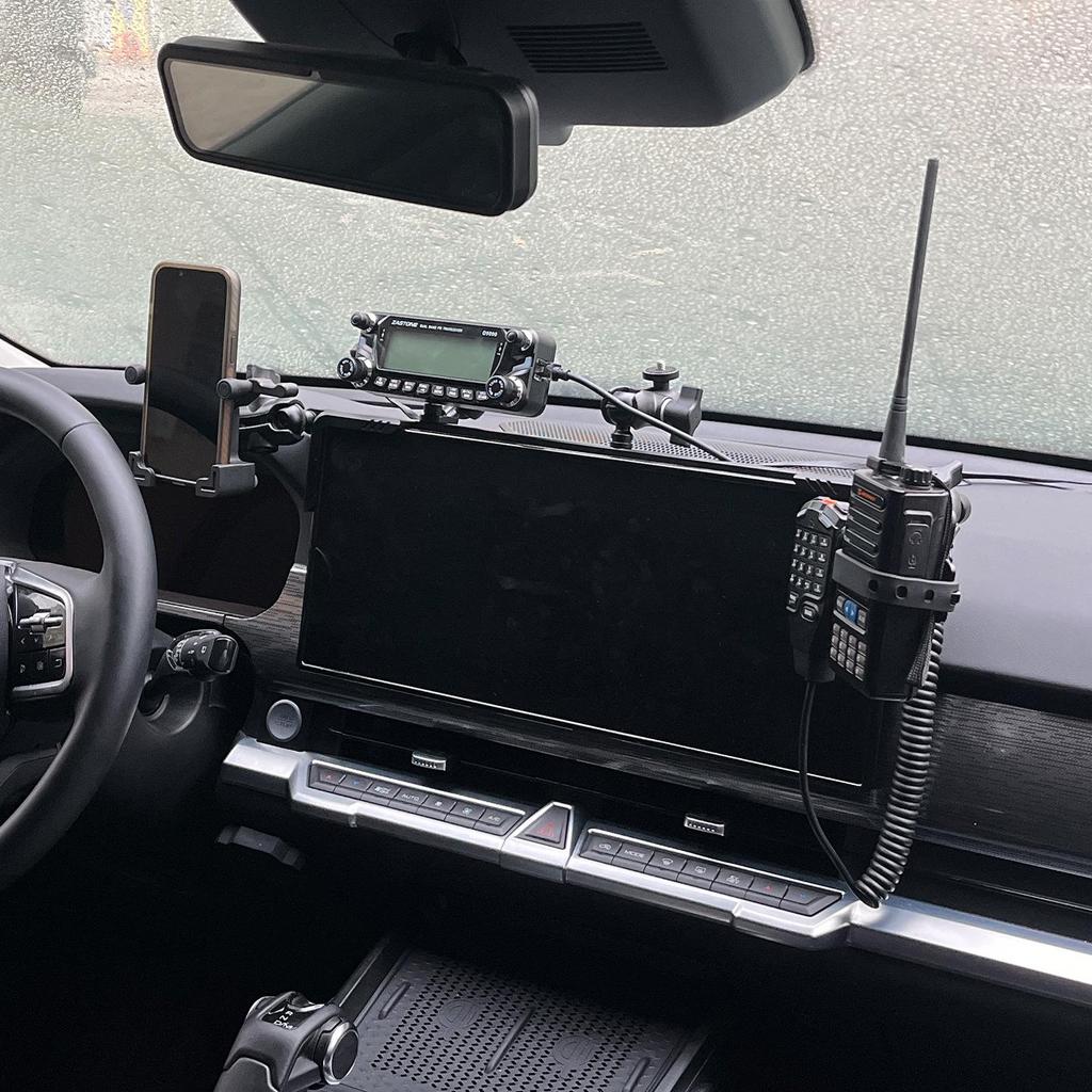 Suporte de Celular para Console Central Tank 400