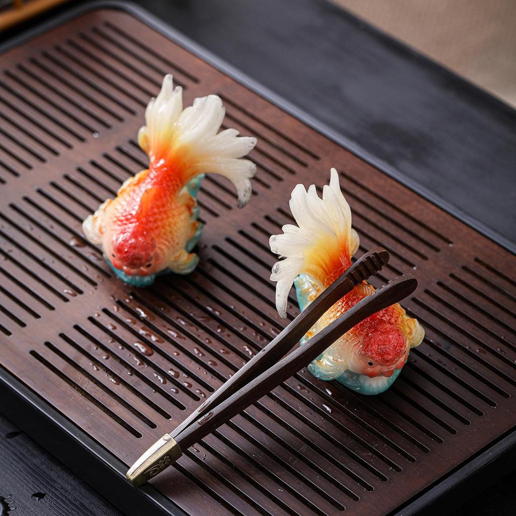 Color-Changing Arowana Tea Pet Ornament: Creative Goldfish Decor for Tea Table Display