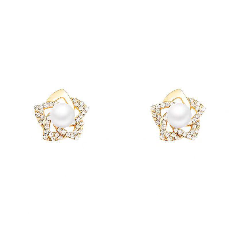 Hollow Out Petal Flower Stud Earrings for Women Metal Rhinestones Mini Imitation Zircon Earrings Party Cute Sweet Small Zircon