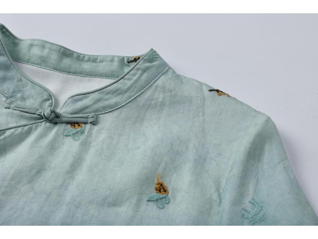 2026 Summer Women's Linen Embroidered Stand Collar Mid-Sleeve Qipao Dress with Slit