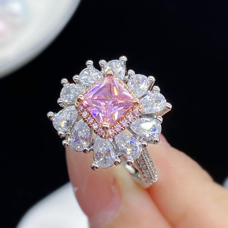 BELLA BOX Nye Luksuriøse Firkantede Rosa Form Temperament Ringer For Kvinners Mote Middagsselskap Fine Smykker Ny Trendy