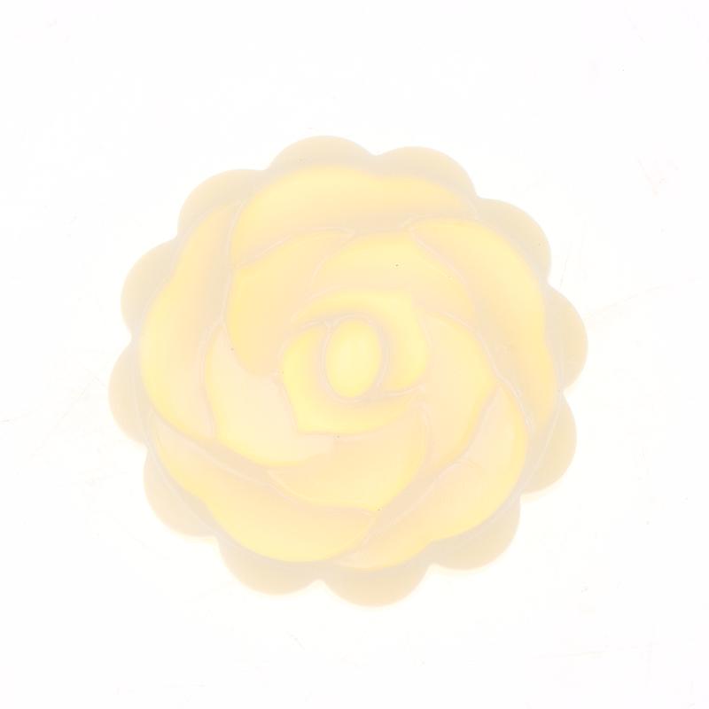 Food Safe Hand Press Flower Shaped Pastry Mold Multiple Stamps Non Stick Surface For Home Baking Mooncakes Desserts Yam Cakes