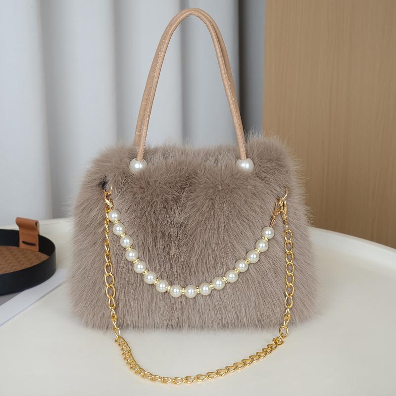 Fake Fox Fur Handbag Adorned with Fake Pearls Soft and Comfortable High-end Texture Large Capacity Women's Messenger Bag