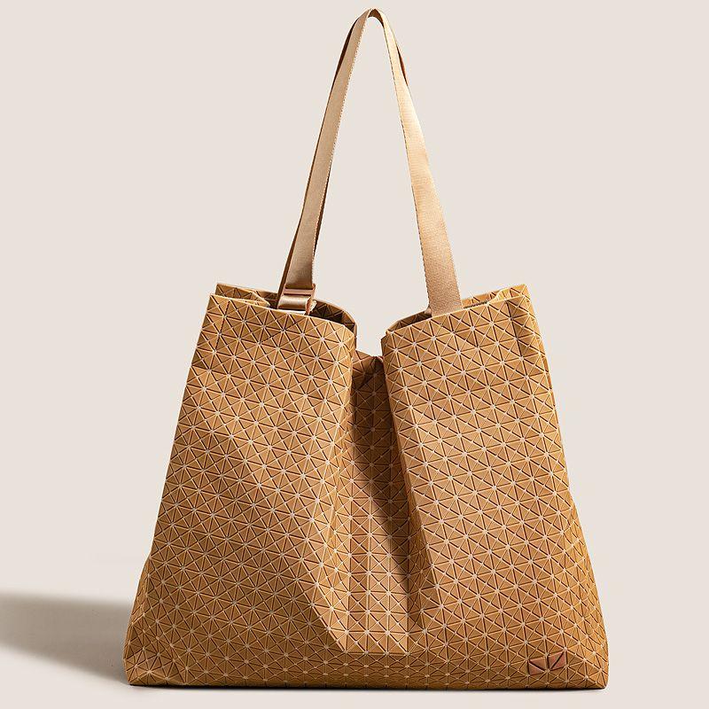 

Bag Women s Big Bags New Arrival Durable Abrasion Resistant Quilted Shoulder Satchel Simple Commute Fancy Large Capacity Totes