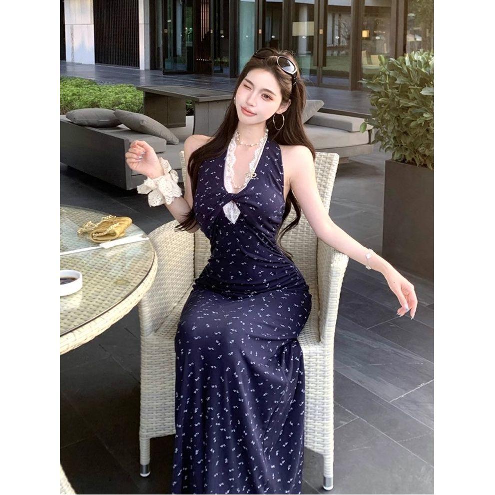 Summer French Blue Lace Neck V-neck Suspender Dress Women's New Floral Hip-wrapped Dress