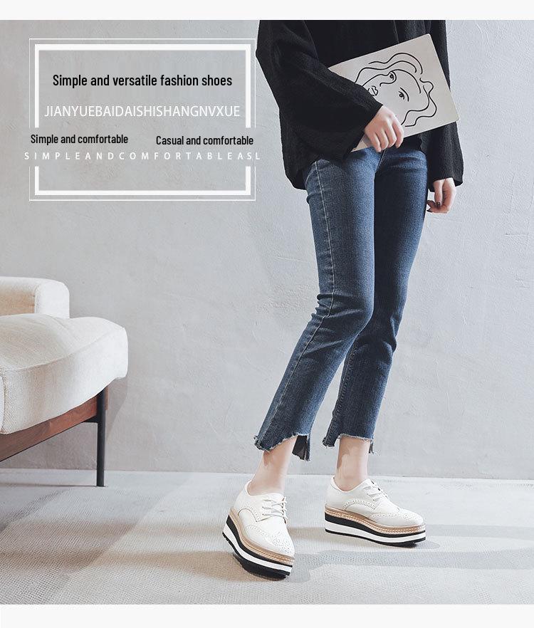 Autunno 2026 Scarpe Basse da Donna Stile Britannico Brogue Intagliate con Lacci Piattaforma