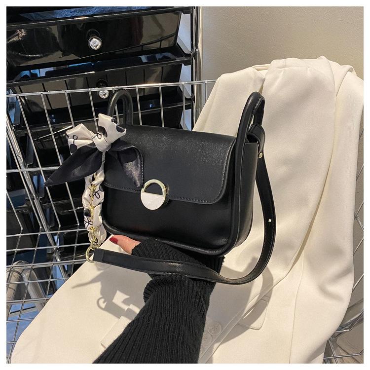 

Сумка через плечо под мышкой, универсальная, маленькая, свежая, женская сумка, нишевая, легкая, роскошная, шелковая, шарфовая, женская, 2024, новая сумка-мессенджер чёрный