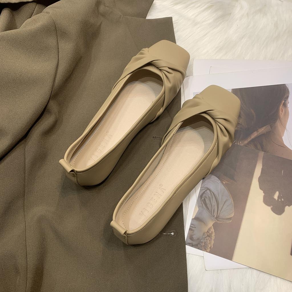 Beautiful gentle flat-soled single shoes women's spring and summer new models with skirts temperament evening wind versatile Doudou shoes