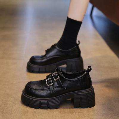 Sapatos fechados – Sapatos fechados