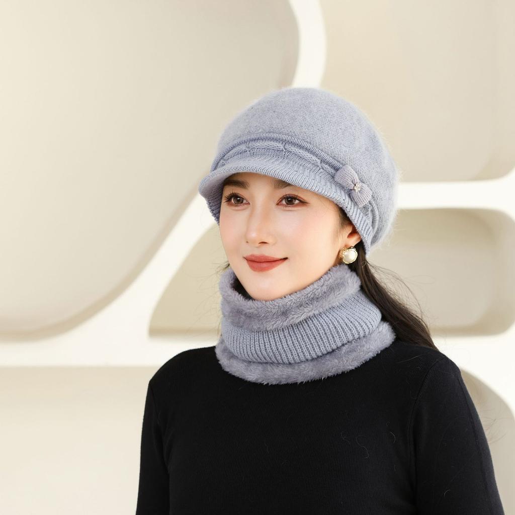 New Winter Style Old Lady Windproof Plus Eeled Duck Tongue Knitted Wool Hat for Girls Mother Rabbit Hair Warm Hat