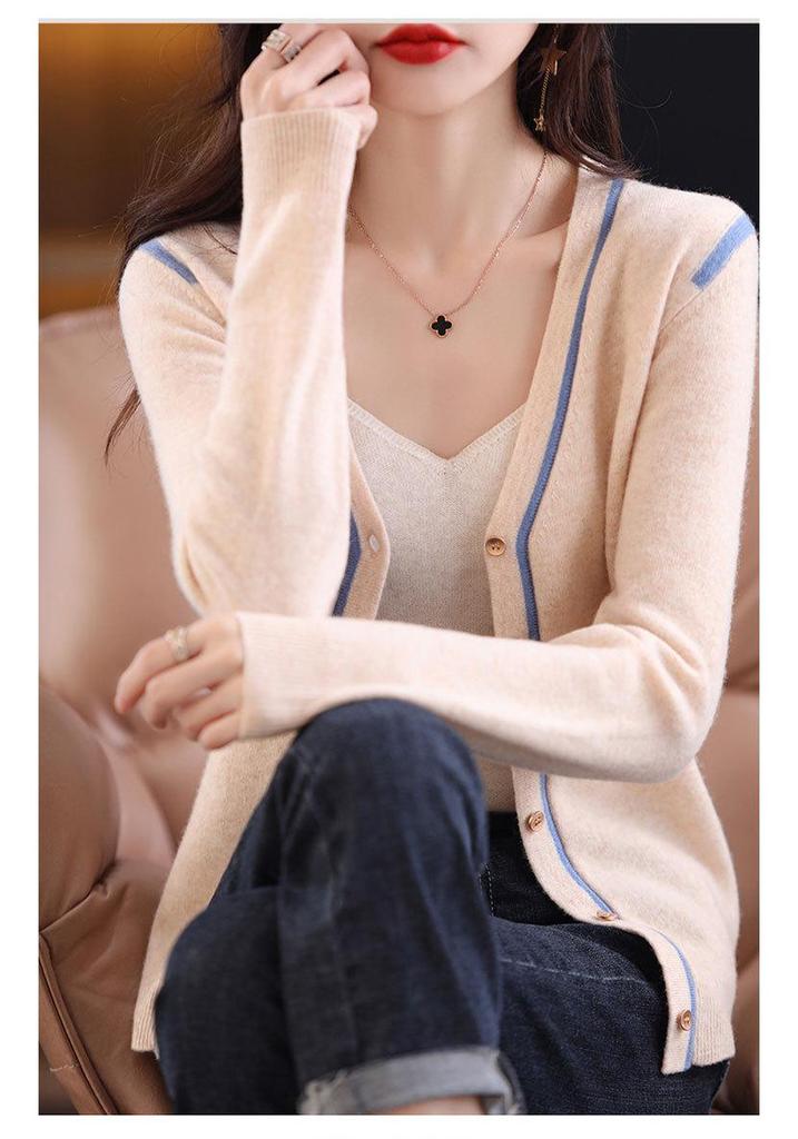 Women's V-Neck Color-Block 100% Wool Cardigan - Loose, Versatile, and Stylish for Autumn/Winter 2025