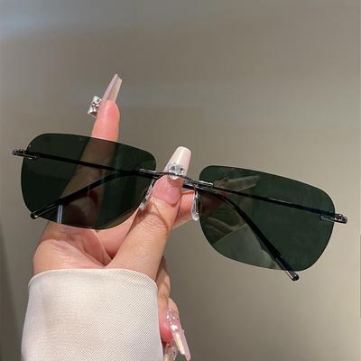 Gözlük ve Aksesuarları – Güneş Gözlüğü