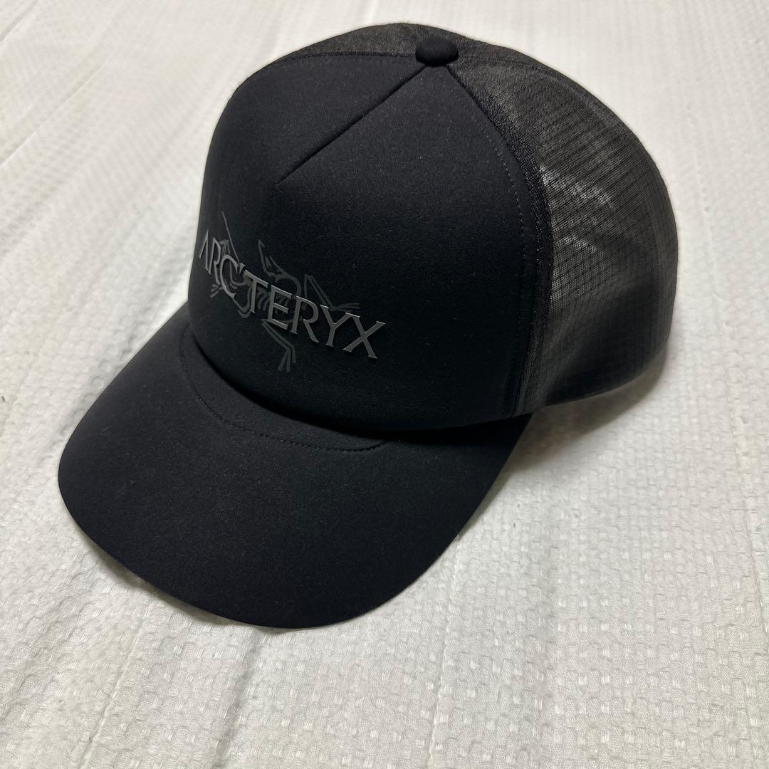 Used ARC TERYX Mesh Cap Black