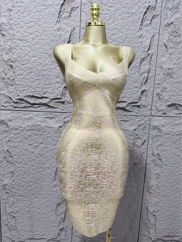 Chic Sleeveless Gold-Bandage Dress: Low-Cut, Hip-Wrapped Party Outfit