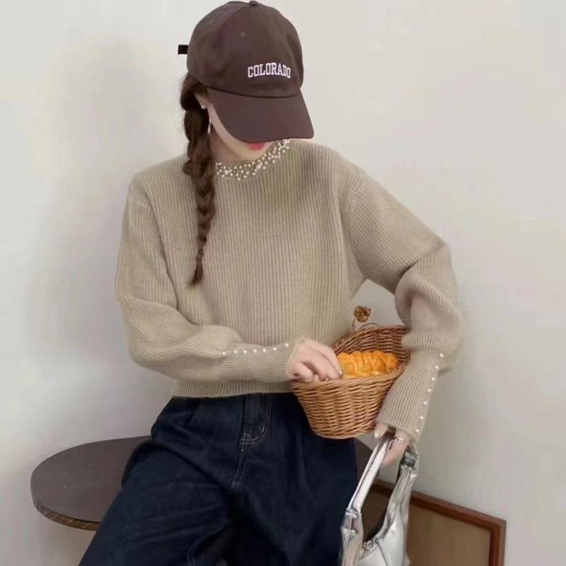 Autumn and Winter New Sweater Women's Temperament Elegant and Thin Heavy Industry Beaded Knitted Sweater Bottoming Top Tide