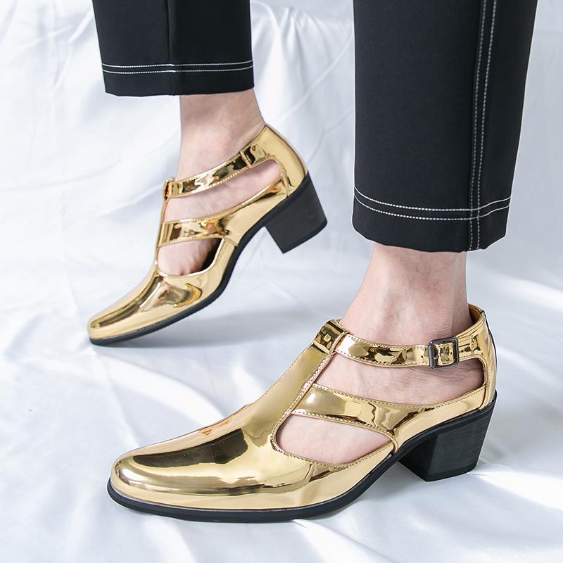 Summer New Men Gladiators Pointed Charm Gold Silver Belt Buckle Leather Casual Shoes Breathable Beach Sandals Outdoor Slippers